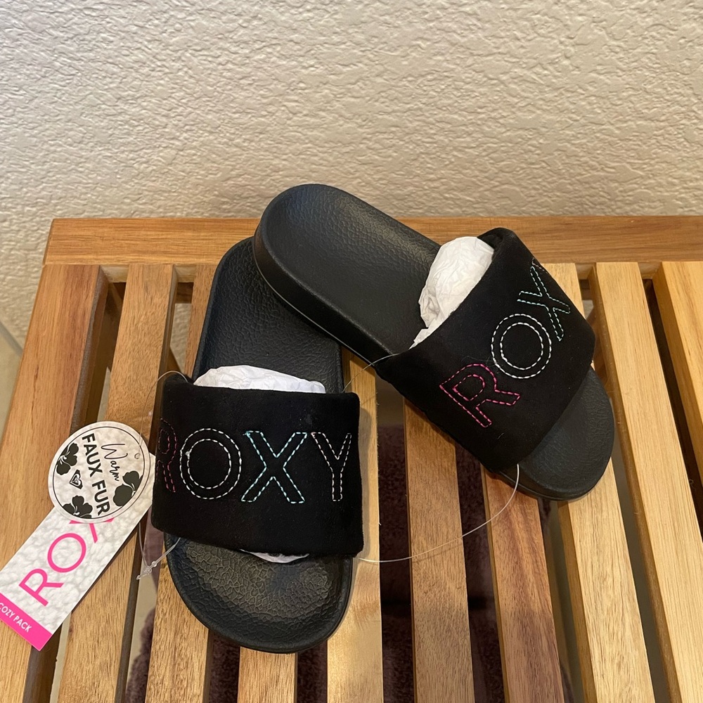 Roxy Black Slides with Multicolor Logo